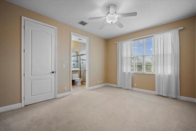 4902 Vine Cliff Way E, Palm Beach Gardens, FL 33418