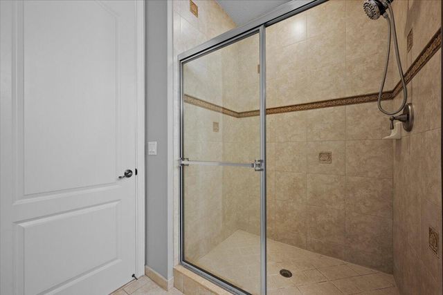 4902 Vine Cliff Way E, Palm Beach Gardens, FL 33418