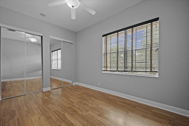 4902 Vine Cliff Way E, Palm Beach Gardens, FL 33418