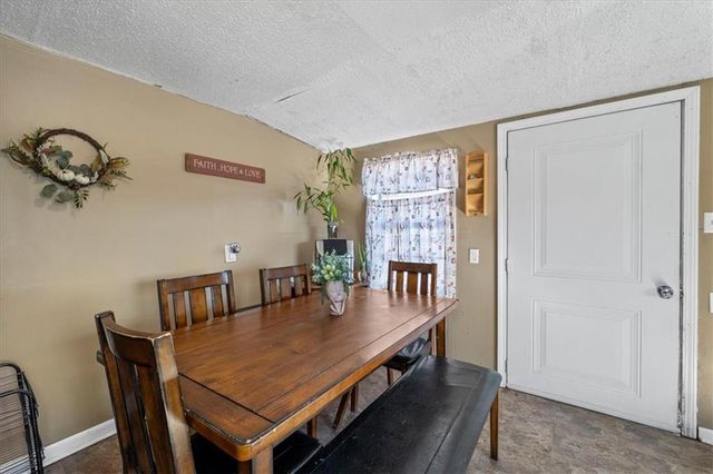 2930 Dallas NW Street, Kennesaw, GA 30144