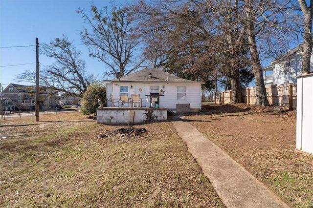 2930 Dallas NW Street, Kennesaw, GA 30144