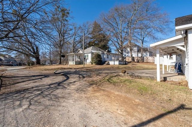 2930 Dallas NW Street, Kennesaw, GA 30144