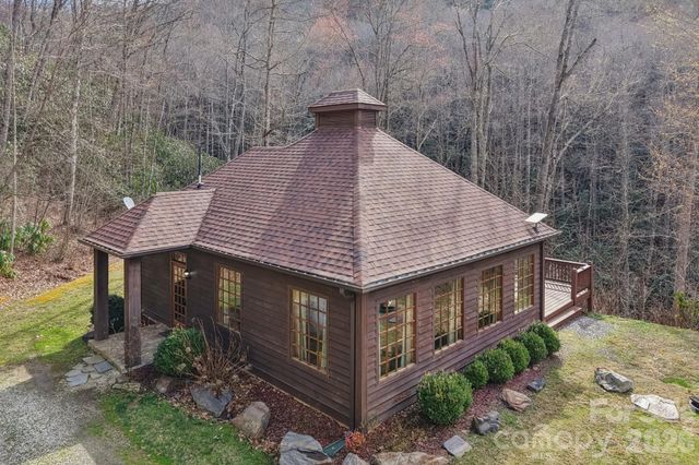 1012 Alarka Highlands Drive, Bryson City, NC 28713