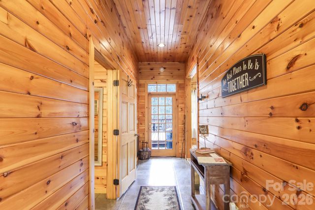 1012 Alarka Highlands Drive, Bryson City, NC 28713