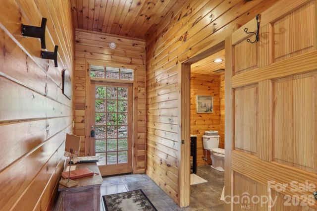 1012 Alarka Highlands Drive, Bryson City, NC 28713
