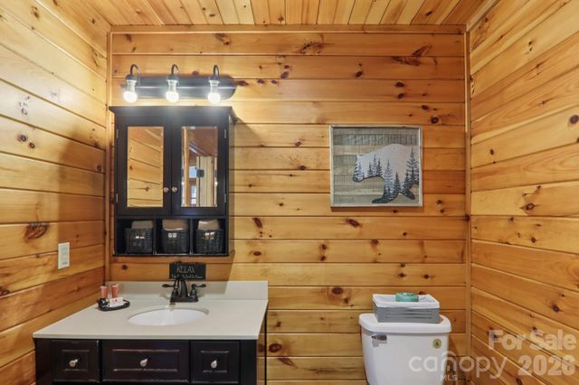 1012 Alarka Highlands Drive, Bryson City, NC 28713