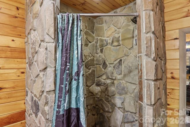 1012 Alarka Highlands Drive, Bryson City, NC 28713