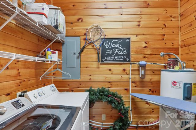 1012 Alarka Highlands Drive, Bryson City, NC 28713
