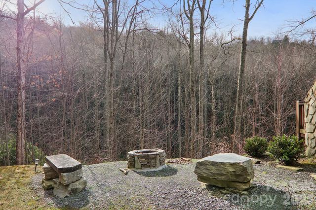 1012 Alarka Highlands Drive, Bryson City, NC 28713