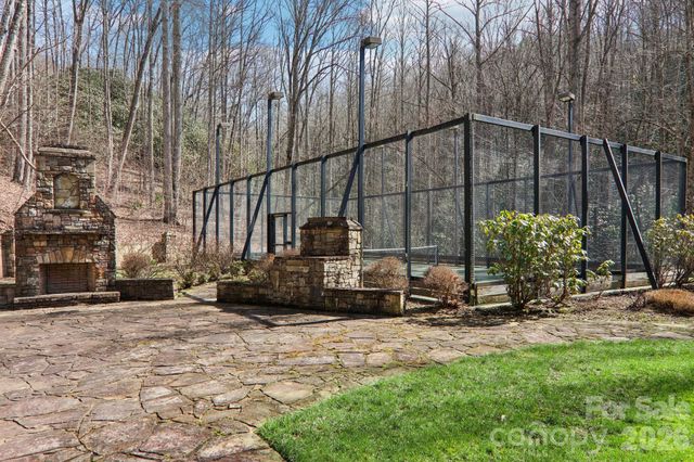 1012 Alarka Highlands Drive, Bryson City, NC 28713