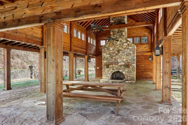1012 Alarka Highlands Drive, Bryson City, NC 28713