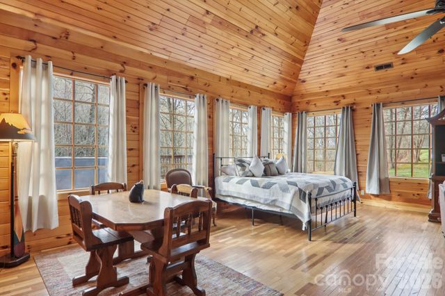 1012 Alarka Highlands Drive, Bryson City, NC 28713