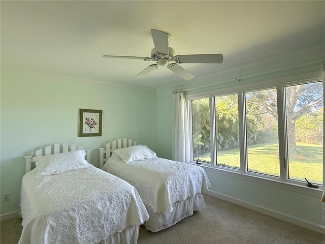 869 Robin Lane, Sebastian, FL 32958