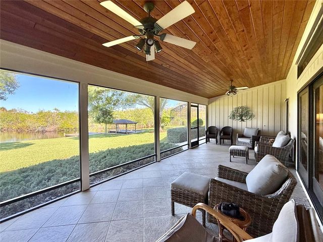 869 Robin Lane, Sebastian, FL 32958