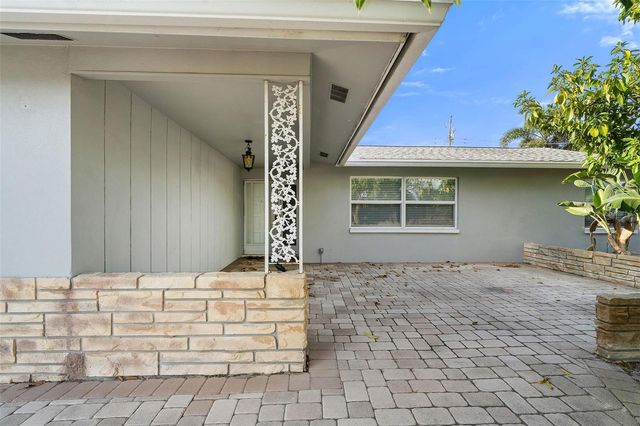 14233 102ND AVENUE, Largo, FL 33774