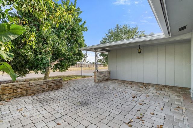 14233 102ND AVENUE, Largo, FL 33774