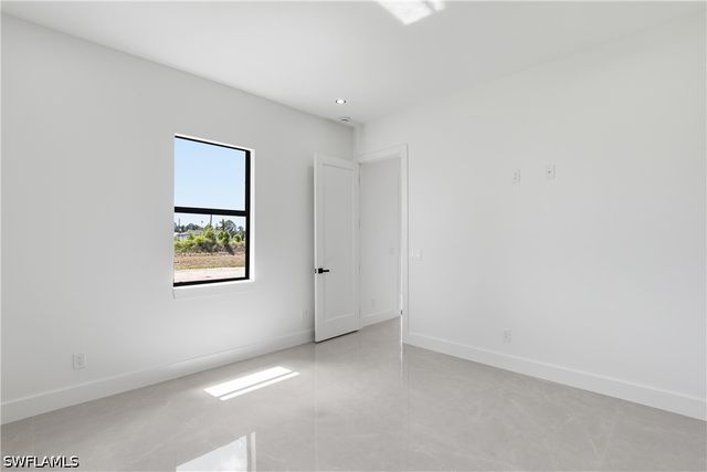 1124 Edelweiss ST E, Lehigh Acres, FL 33974