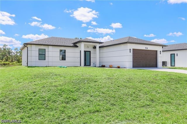 1124 Edelweiss ST E, Lehigh Acres, FL 33974