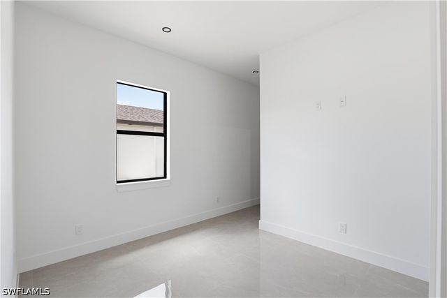 1124 Edelweiss ST E, Lehigh Acres, FL 33974