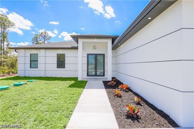 1124 Edelweiss ST E, Lehigh Acres, FL 33974