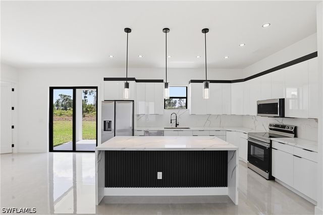 1124 Edelweiss ST E, Lehigh Acres, FL 33974