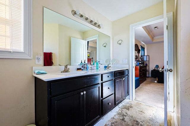 132 Blue Jacket Dr., Galivants Ferry, SC 29544