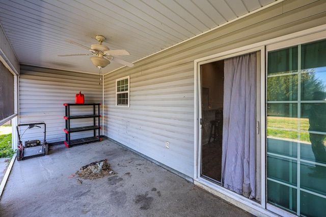 132 Blue Jacket Dr., Galivants Ferry, SC 29544