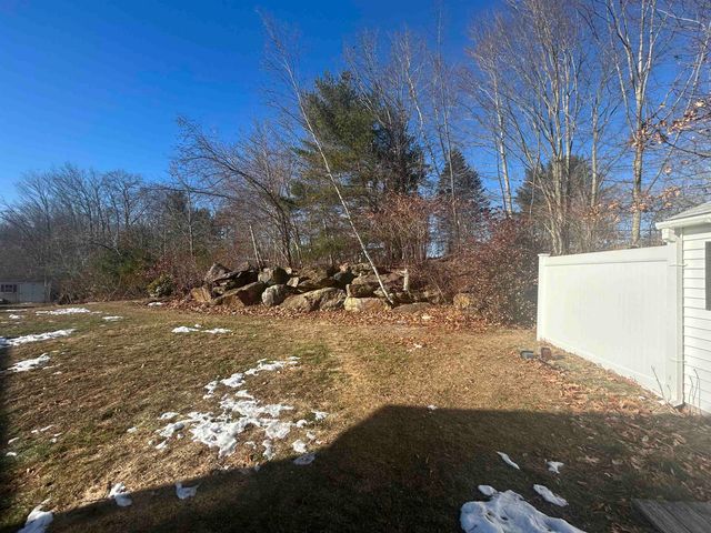 18 Ivy Lane, Farmington, NH 03835