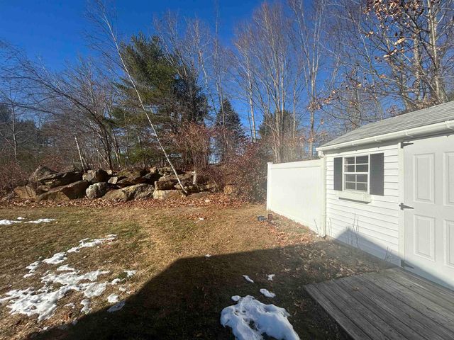 18 Ivy Lane, Farmington, NH 03835