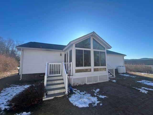 18 Ivy Lane, Farmington, NH 03835