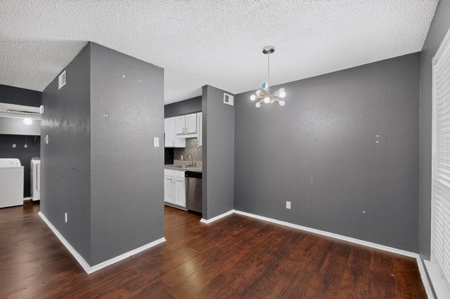 8109 Skillman Street 3003, Dallas, TX 75231