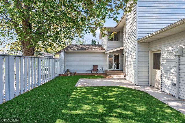 897 Monterey Drive, Shoreview, MN 55126