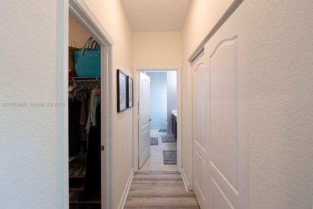 8175 NW Greenbank Cir, Port St. Lucie, FL 34987