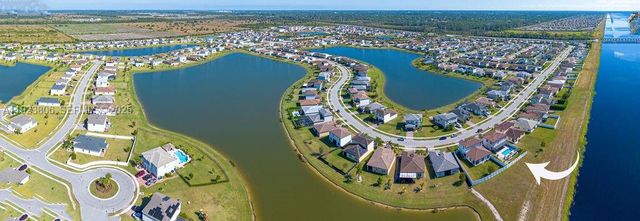 8175 NW Greenbank Cir, Port St. Lucie, FL 34987