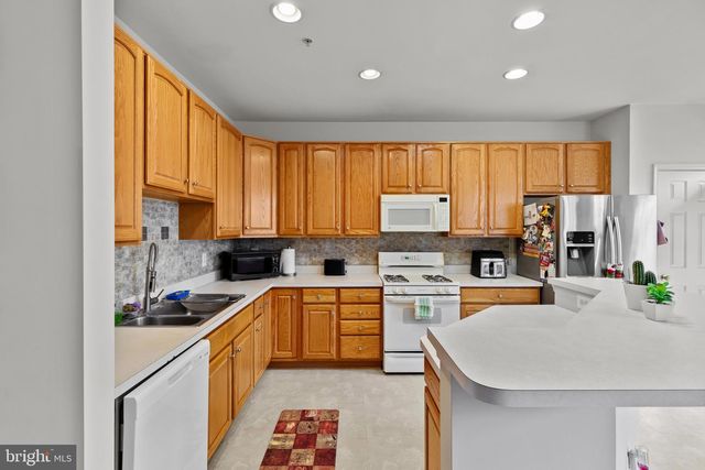 13025 MIDDLEBROOK RD, Germantown, MD 20874