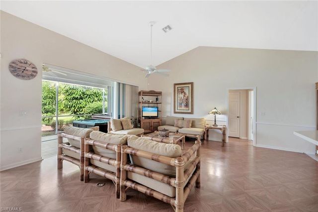 3613 Kent DR, Naples, FL 34112