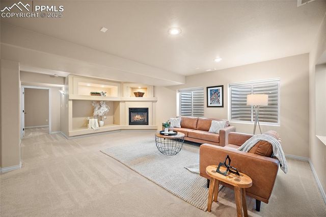 1860 Bridle Oaks Lane, Colorado Springs, CO 80921