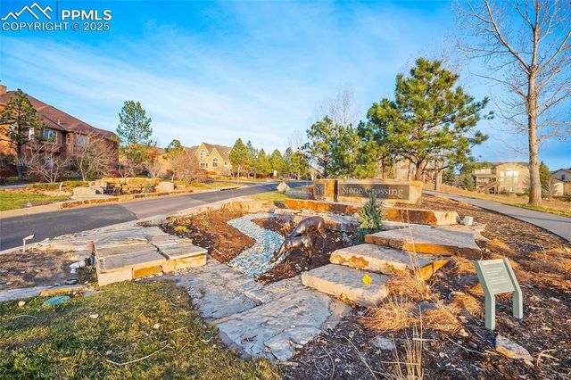 1860 Bridle Oaks Lane, Colorado Springs, CO 80921