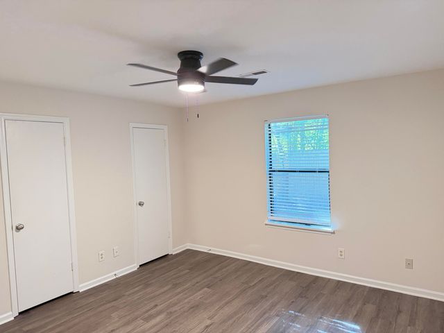 186 Dorchester Manor Boulevard B, North Charleston, SC 29420