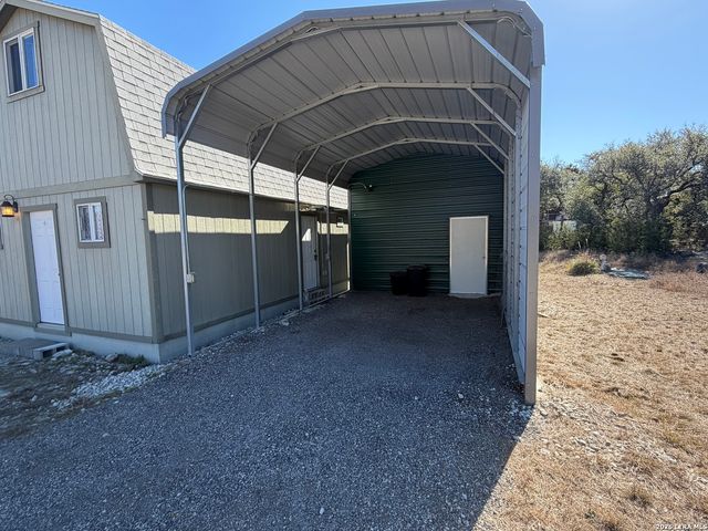 9137 Fawn Creek, Spring Branch, TX 78070