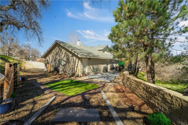 22390 William Tell, Tehachapi, CA 93561