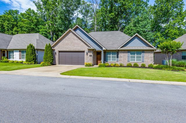 105 Andrews Dr, Loretto, TN 38469