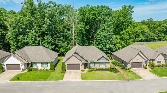 105 Andrews Dr, Loretto, TN 38469