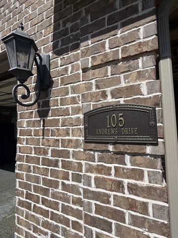 105 Andrews Dr, Loretto, TN 38469