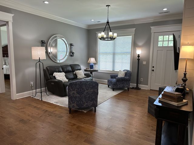 105 Andrews Dr, Loretto, TN 38469