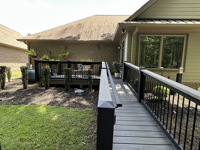 105 Andrews Dr, Loretto, TN 38469