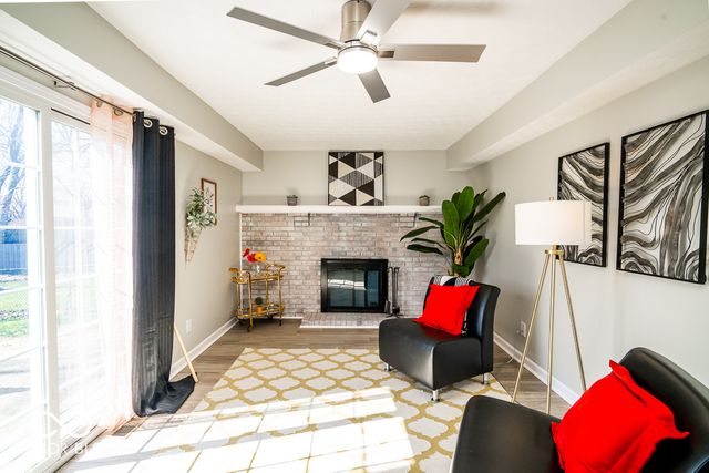 5551 Personality Court, Indianapolis, IN 46237