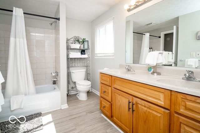 5551 Personality Court, Indianapolis, IN 46237