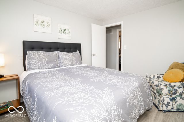 5551 Personality Court, Indianapolis, IN 46237