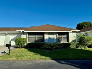 9810 Walnut Tree Way B, Boynton Beach, FL 33436
